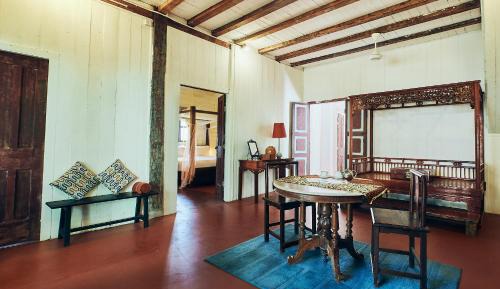 Twin Beds - Plantation House 2
