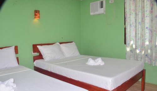 Family Deluxe Double or Twin Cottage