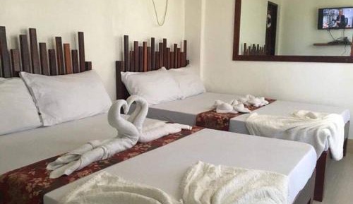 Quadruple Room with Private Bathroom