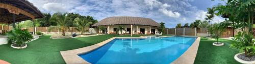 Double Room with Pool View