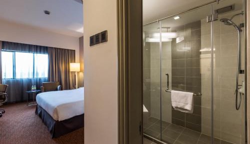 Premier King or Twin Room  