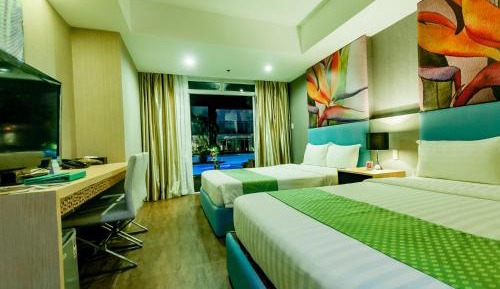 Deluxe Room with Pool View