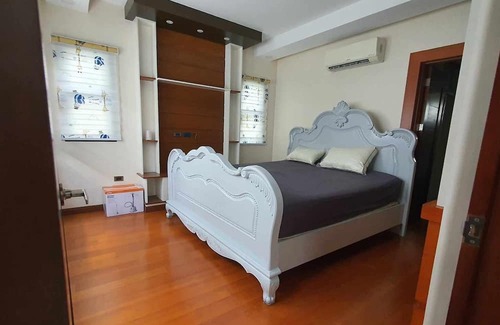 Angeles City House | Friendly, quiet, secured area with swimming pool.