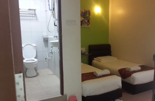 Kampung Gong Pauh Hotel | GOLDEN GATE HOTEL