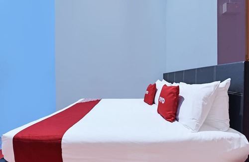 Bachok Hotel | OYO 90664 Rabi Hotel