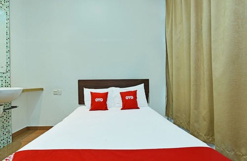 Kampung Guar Sanji Hotel | OYO 90559 Ummul Motel C Mart