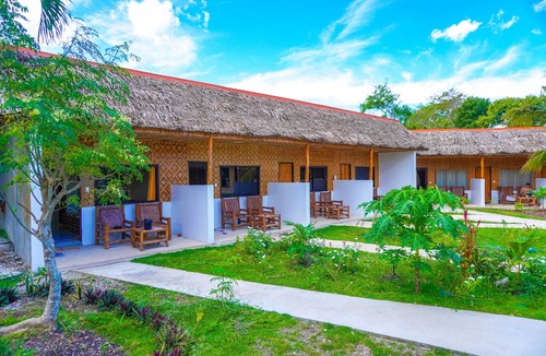 Basdiot Resort | Native House Resort powered by Cocotel