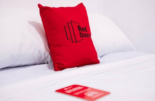Naga Hotel | Reddoorz Near Colgante Bridge Naga City
