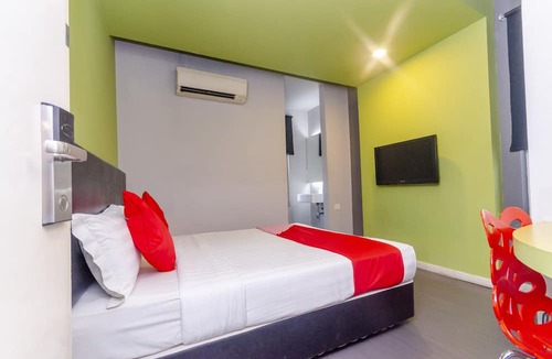 Taman Johor Jaya Hotel | Hotel O oms Boutique Hotel