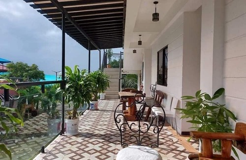 Rizal Province Hotel | Casa de Robles Tanay Rizal