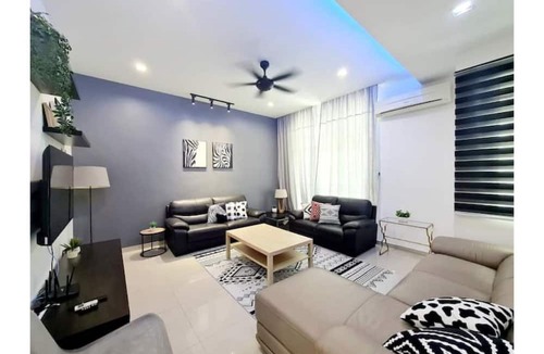 Tanjung Bungah House | Ocean 13 海洋拾叁 Shamrock Beach BigGroup 4 bedroom