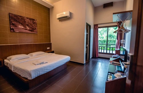 Larut Hotel | Sentosa Villa
