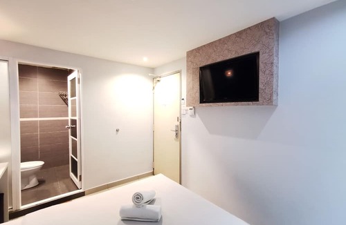 Sri Hartamas Hotel | Bluemoon Boutique Hotel