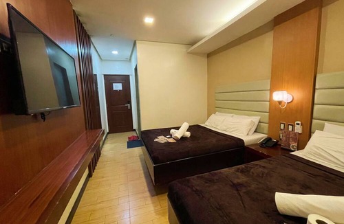 Cubao Hotel | Hotel 99 Cubao Quezon City