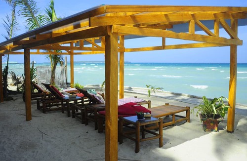 Santa Fe Hotel | The Coral Blue Oriental Beach Villas & Suites