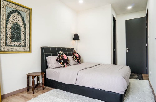 Petaling Jaya Condo | Emporis SOHO Residence by Airhost