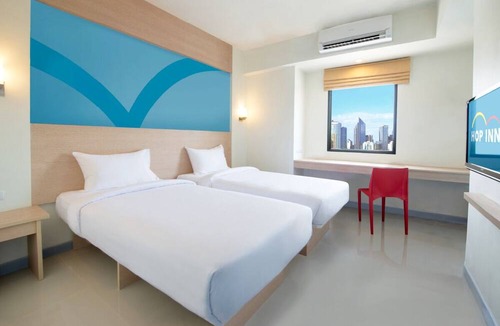 Kapitolyo Hotel | Hop Inn Ortigas Center Manila
