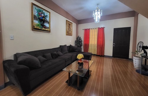 Javalera Bed & Breakfast | Rooms R Us - Villa Elsie Resort
