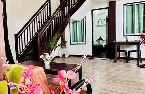 Puerto Princesa City Centre Bed & Breakfast | Amancio's Balai