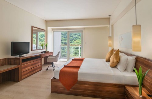 Nasugbu Resort | Pico Sands Hotel
