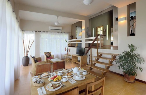 Pantai Tengah Resort | Ambong Rainforest Retreat