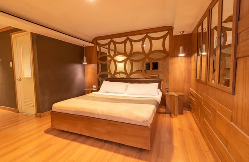 Bacolor Hotel | Victoria Court San Fernando - Pampanga
