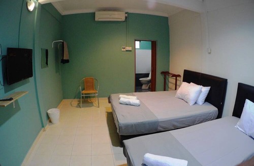Kampung Sura Masjid Hotel | OYO 90116 Fbs Inn Hotel