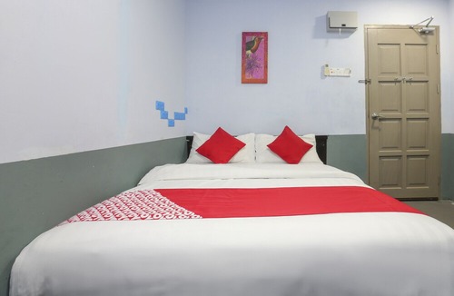 Dungun Hotel | OYO 90126 Pen U Cottages
