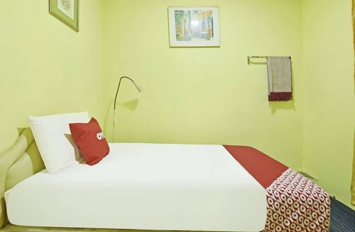 Wakaf Bharu Hotel | OYO 90535 Wakaf Bharu Inn