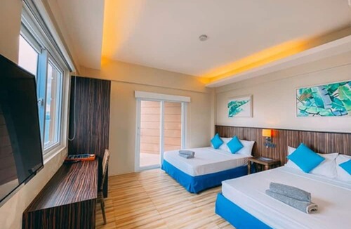 Morong House | Brisa Marina Beach Resort powered by Cocotel