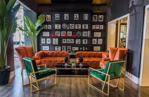 Alabang Hotel | Azumi Boutique Hotel