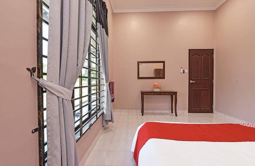 Kampung Gong Limau House | OYO Home 90448 Nurbayu Guest House