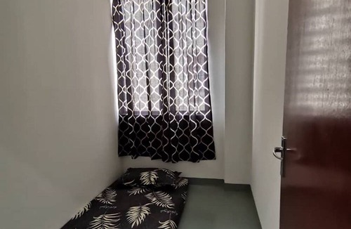 Kuala Lumpur Hotel | Spot ON 90500 Sri Rampai Metro Hostel