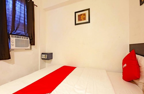 Intramuros Hotel | OYO 858 City Stay Inns Bgc Nuevo