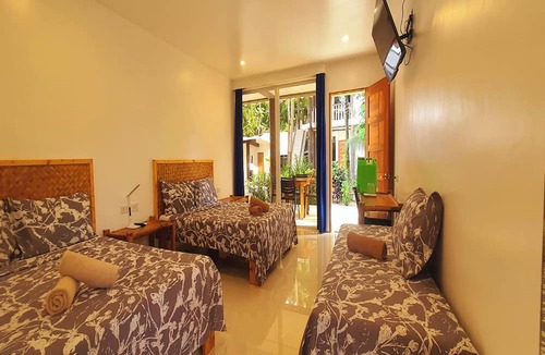Santa Fe Hotel | Pili Beach Resort Agmanic
