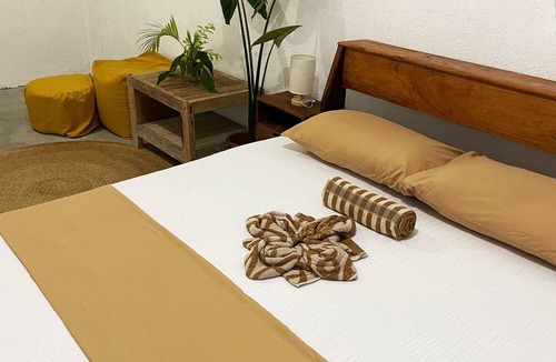 Catangnan Hostel | Sunlit Hostel