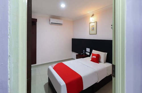 Bandar Country Homes Hotel | OYO 89473 Sp Venture Hotel