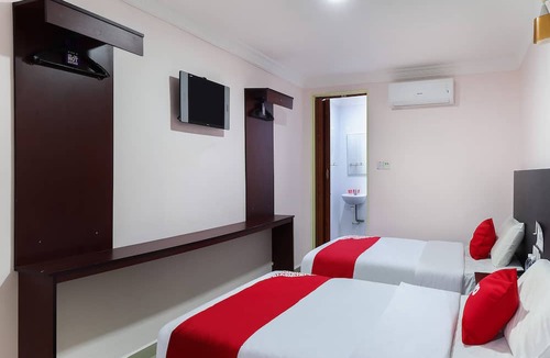 Bandar Country Homes Hotel | OYO 89473 Sp Venture Hotel
