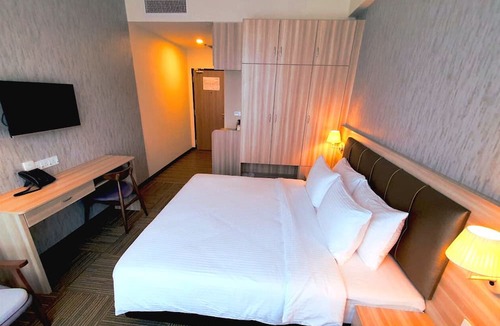 Batu Pahat Hotel | Maple Lodge