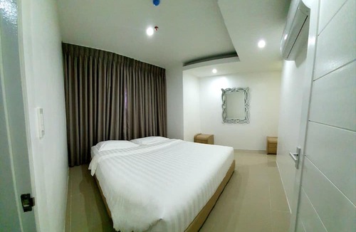 Olongapo Hotel | Chequers Suite
