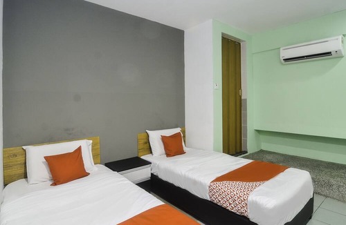 Taman Liong Seng Hotel | OYO 89465 Golden Lounge