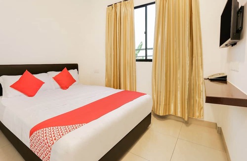 Batu Pahat Hotel | Super OYO 89495 Rich Hotel