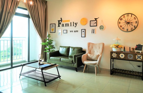 Bukit Indah Apartment | 【Bukit Indah Aeon】❤【Legoland】❤ max pax 6+2