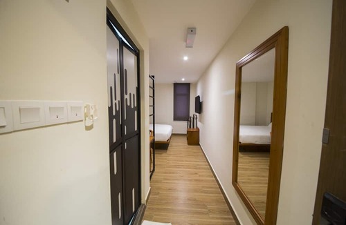Taman Tampoi Indah Hotel | The Point Boutique Hotel