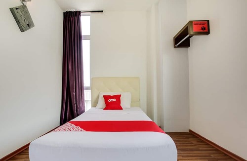 Bukit Gambir Hotel | OYO 89617 Selesa View