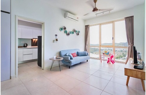 Medini House | ❤️Theme Park Suite w Legoland View & rooftop pool