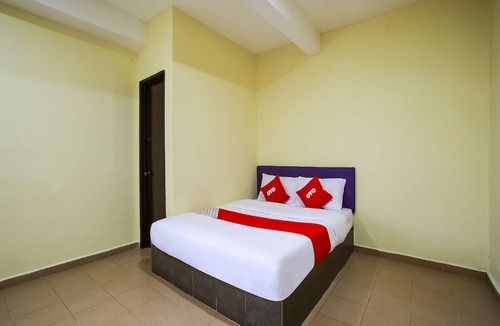 Banting Hotel | OYO 89585 Hotel Happy Inn