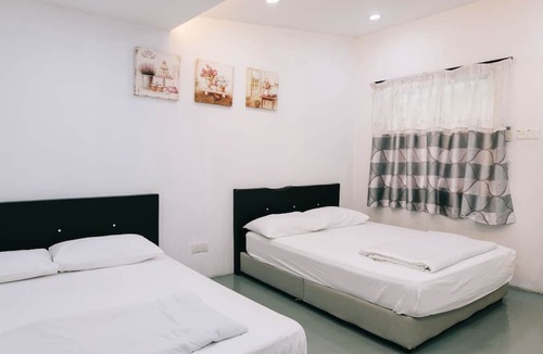 Kempas House | Camelia Homestay