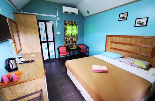 Chukai Hotel | OYO 90038 Dalyla Inn Chalet