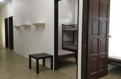 Taman Jubilee Hostel | Homey Hostel, Ipoh Town